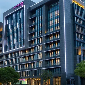 moxy-shanghai-hongqiao-cbd.bestsuzhouhotels.com/